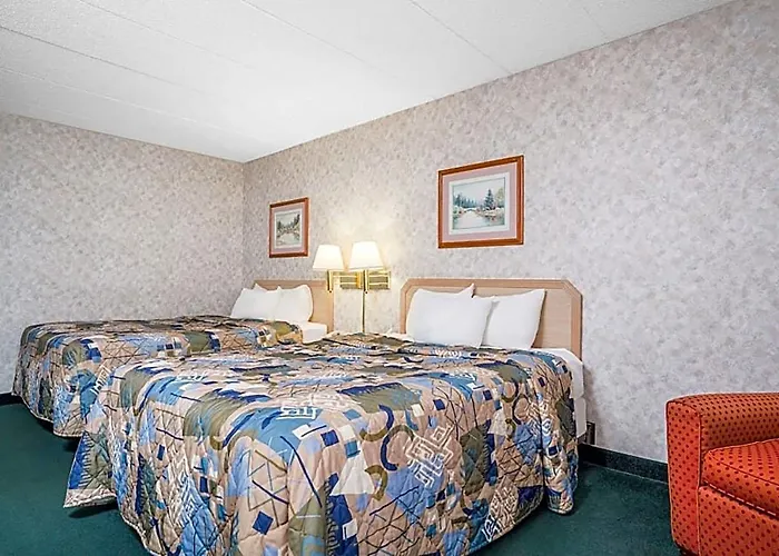 Days Inn Hotel & Conference Center