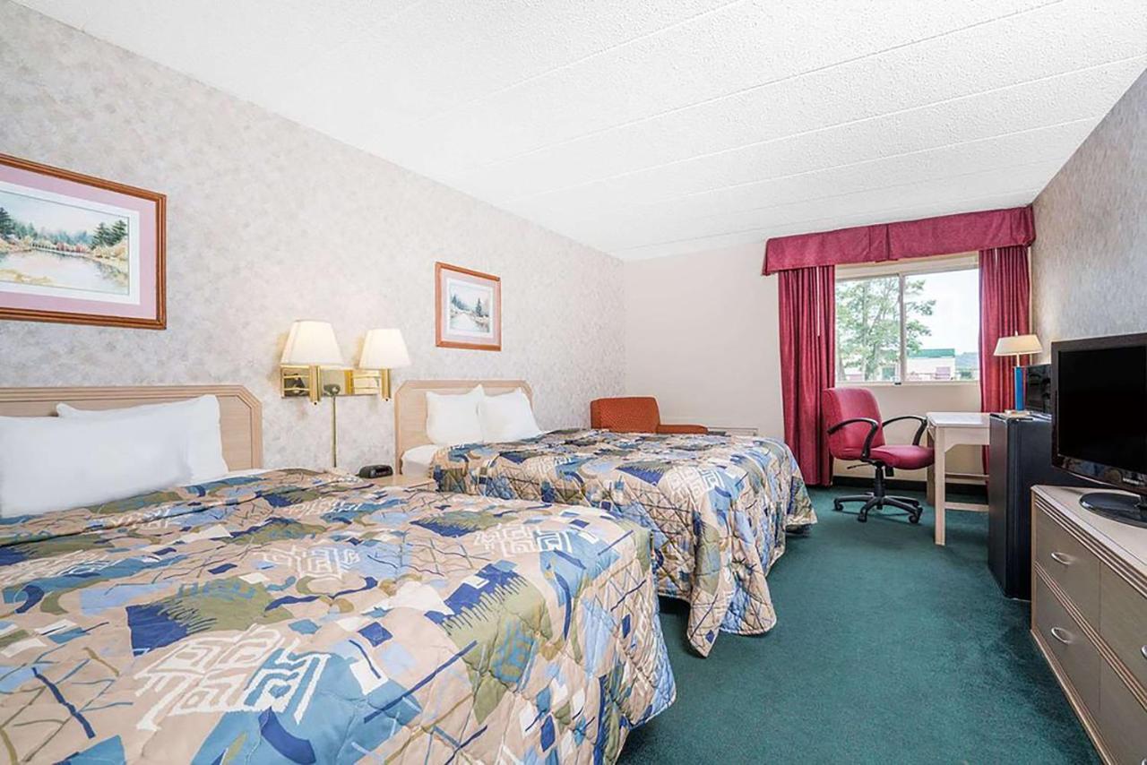Hotel Days & Conference Center